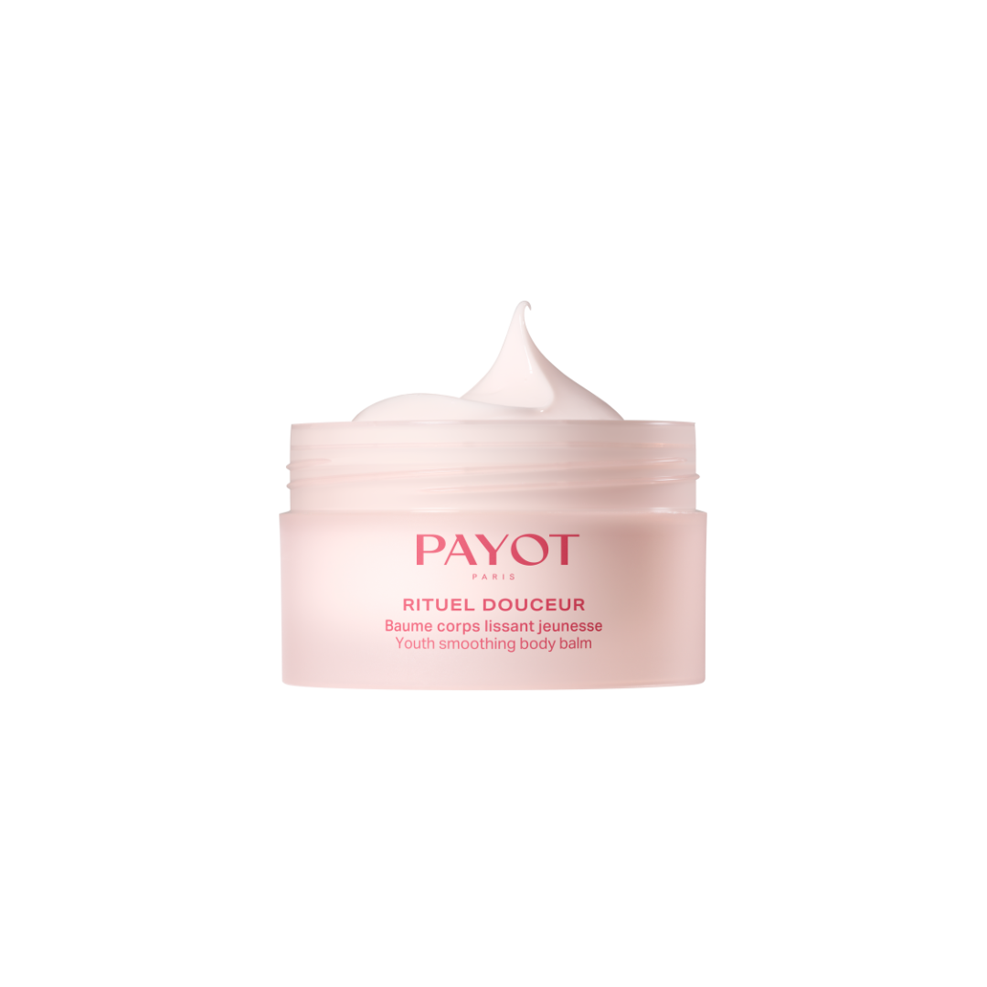 Baume Corps Lissant Jeunesse Rituel Douceur de PAYOT présenté ouvert, révélant une texture crémeuse, riche et fondante. Ce soin corporel anti-âge, au parfum délicat, est enrichi de bakuchiol, d’AHA de figue et de poudre de quartz pour lisser la peau, raviver son éclat et renforcer sa fermeté. Idéal après l’épilation ou comme rituel quotidien pour une peau nourrie, douce et visiblement plus jeune.
