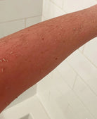 Gant exfoliant Renaissance qui élimine efficacement les peaux mortes, lisse la texture de la peau et ravive l’éclat dès la première utilisation.