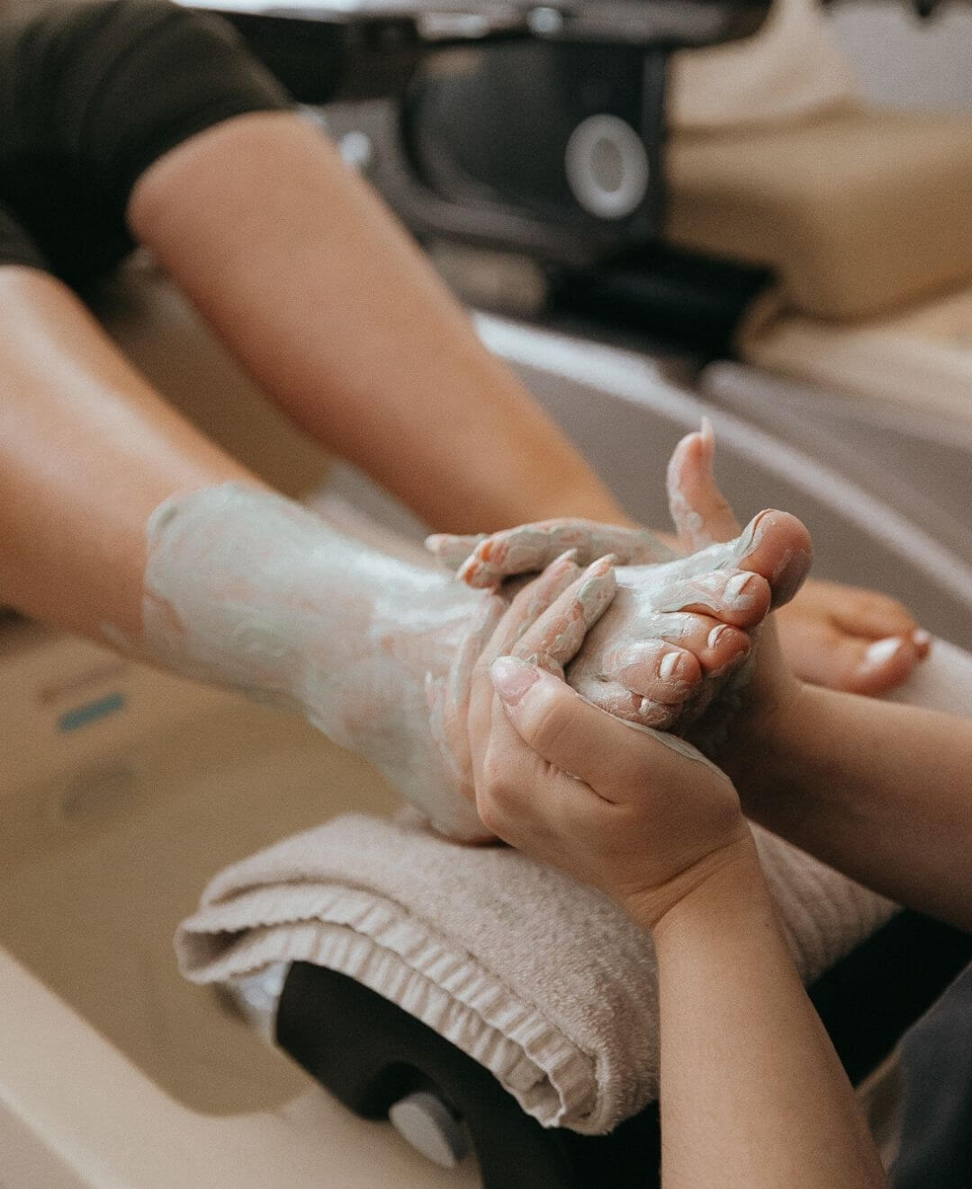 Pédicure Royale avec bain des pieds et rituel de soins nourrissants, Concept Beauté Cap-Rouge, Charlesbourg, Lac-Beauport
