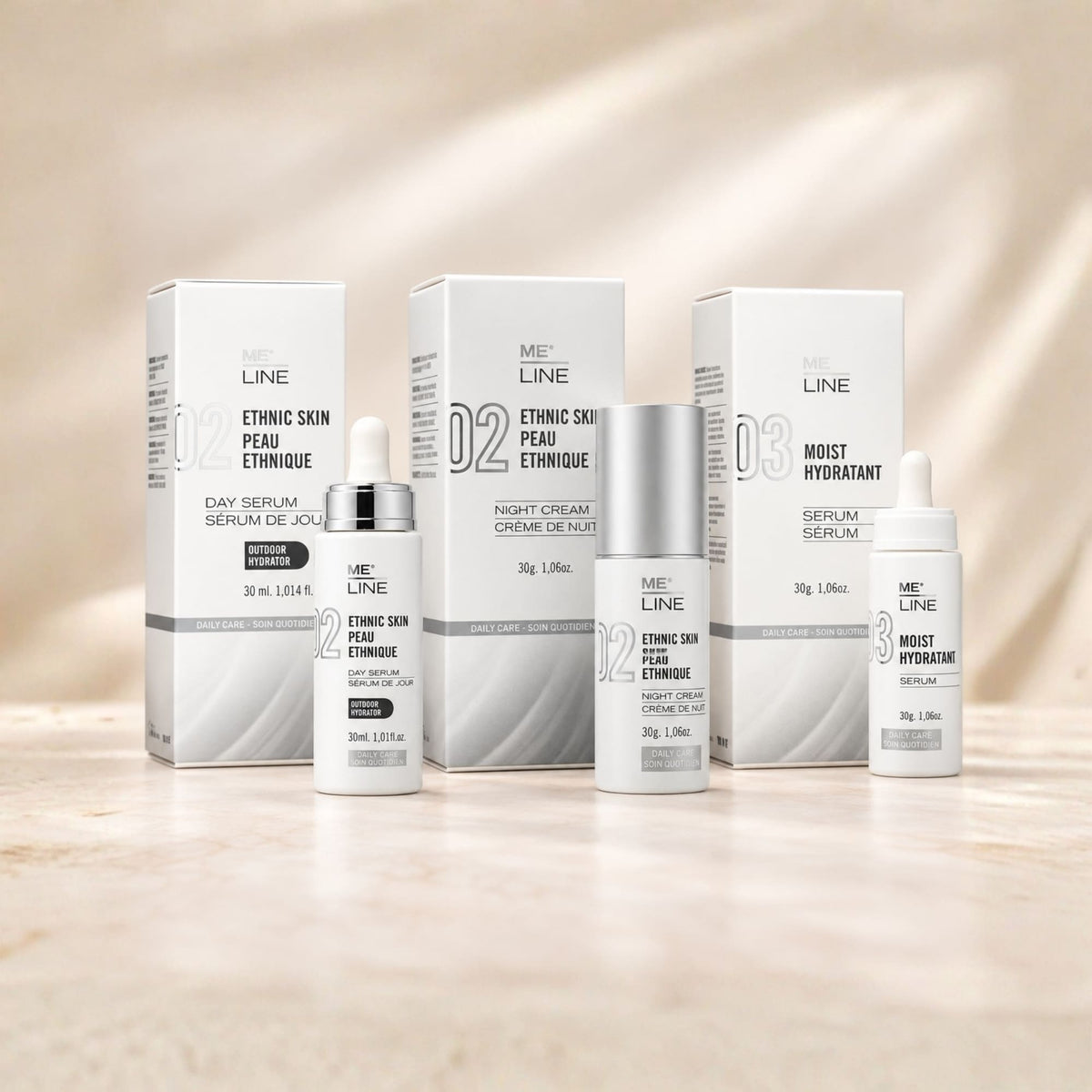 Trio MeLine pour peaux ethniques : sérum de jour, crème de nuit et sérum hydratant pour les soins après peeling épidermique. Disponible sur la boutique en ligne de Concept Beauté.